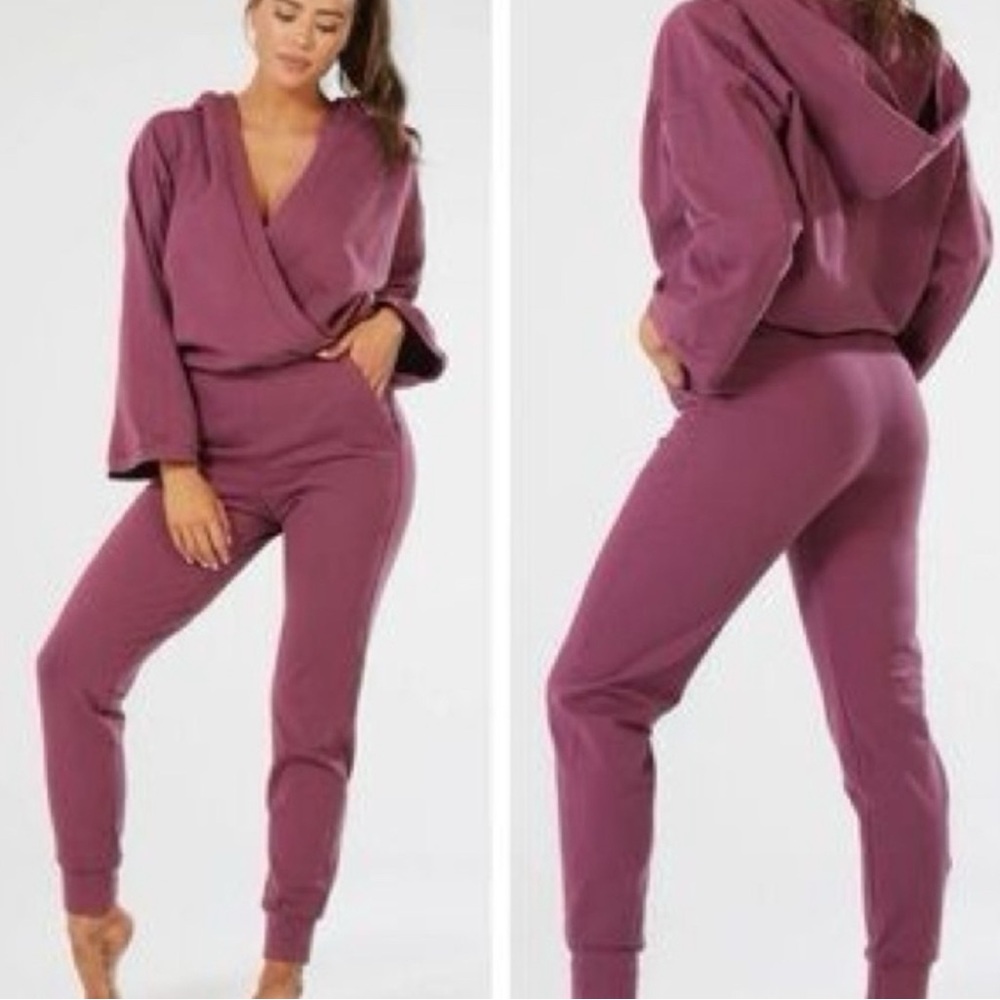 NAMA ENLIGHTEN ONESIE Size XS Loungewear Athleisure